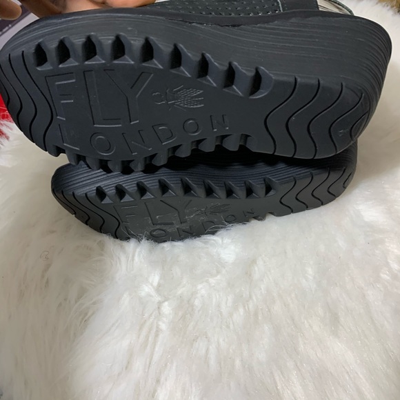 SOLD Fly London Yorl Leather Wedge Sandal Black - Picture 11 of 11